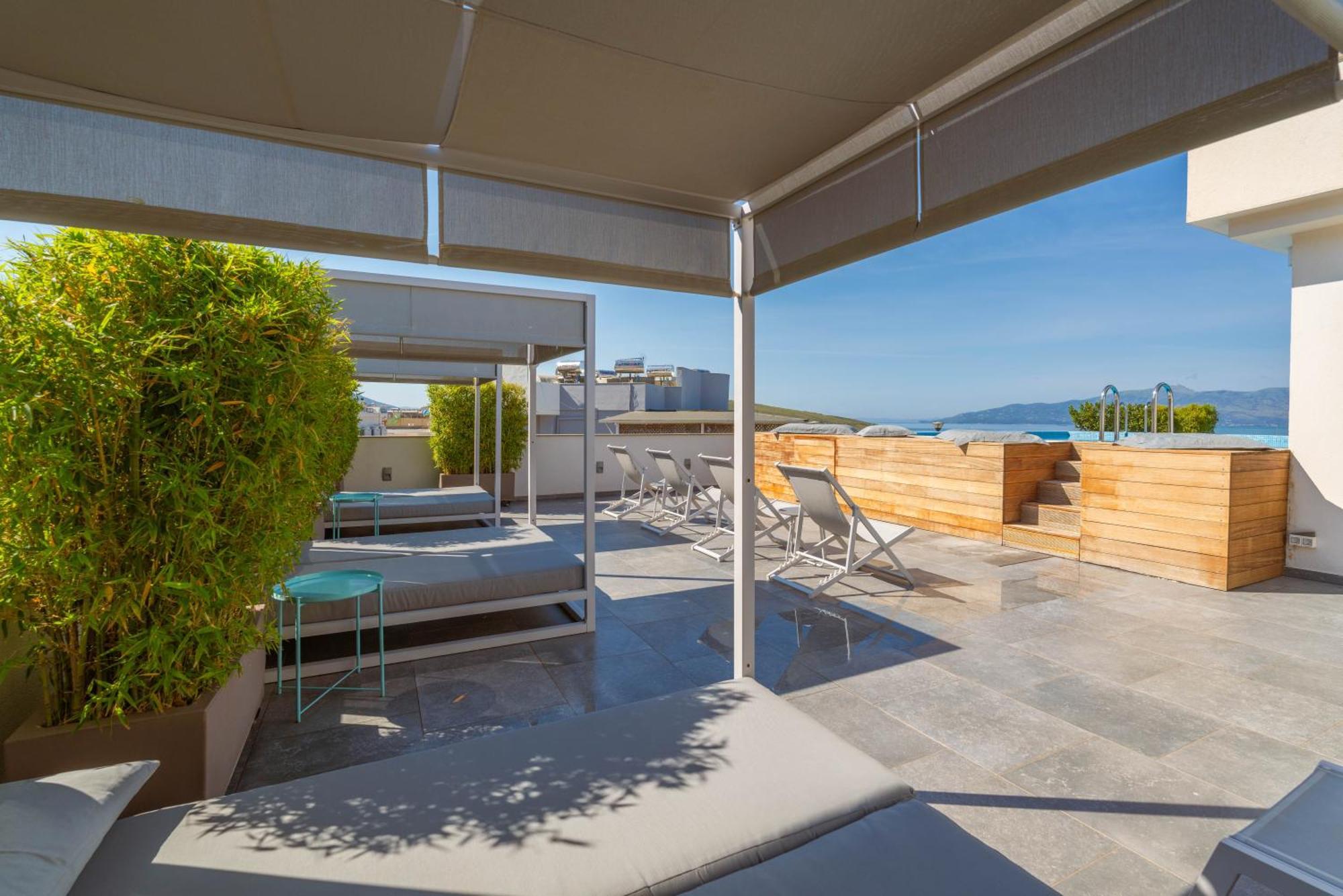 Glow Boutique Hotel & Suites Sarande Exterior photo
