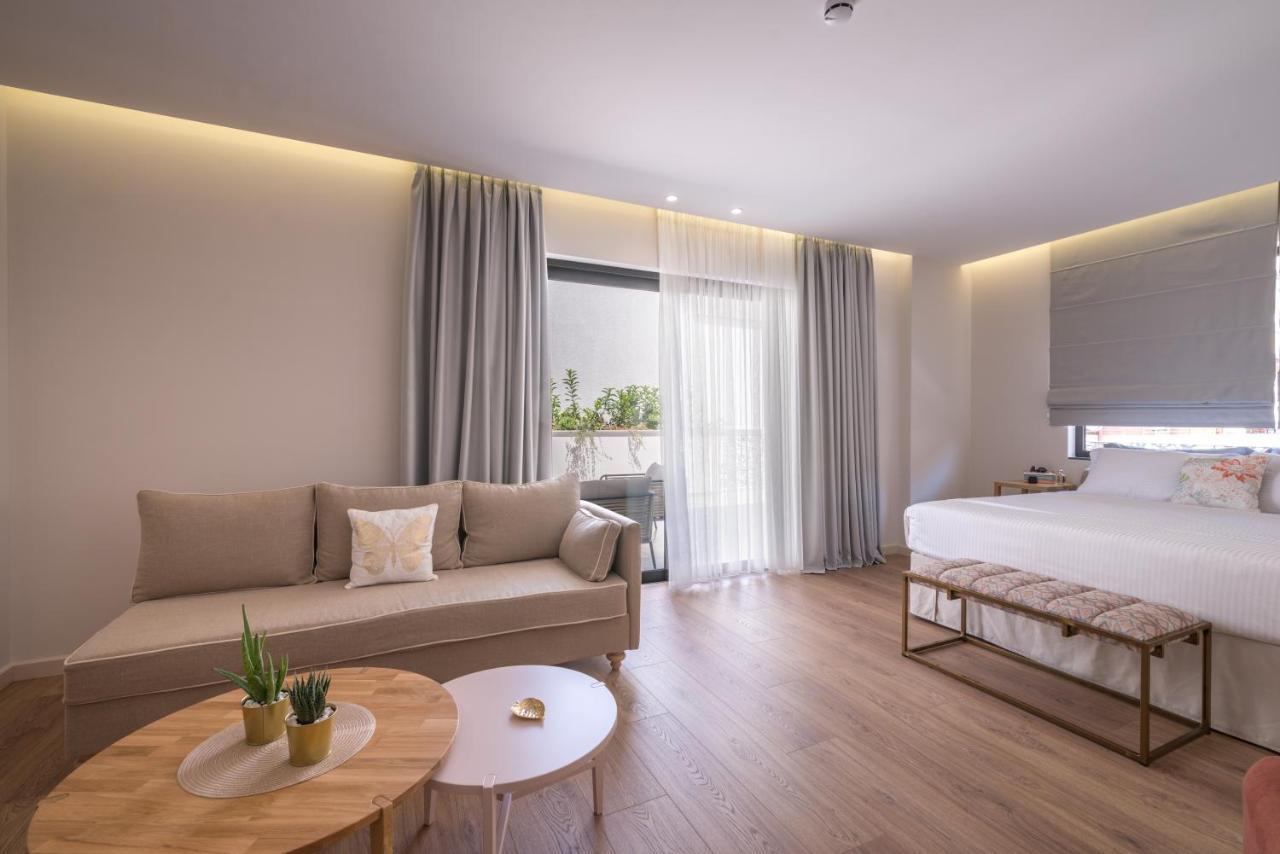 Glow Boutique Hotel & Suites Sarande Exterior photo